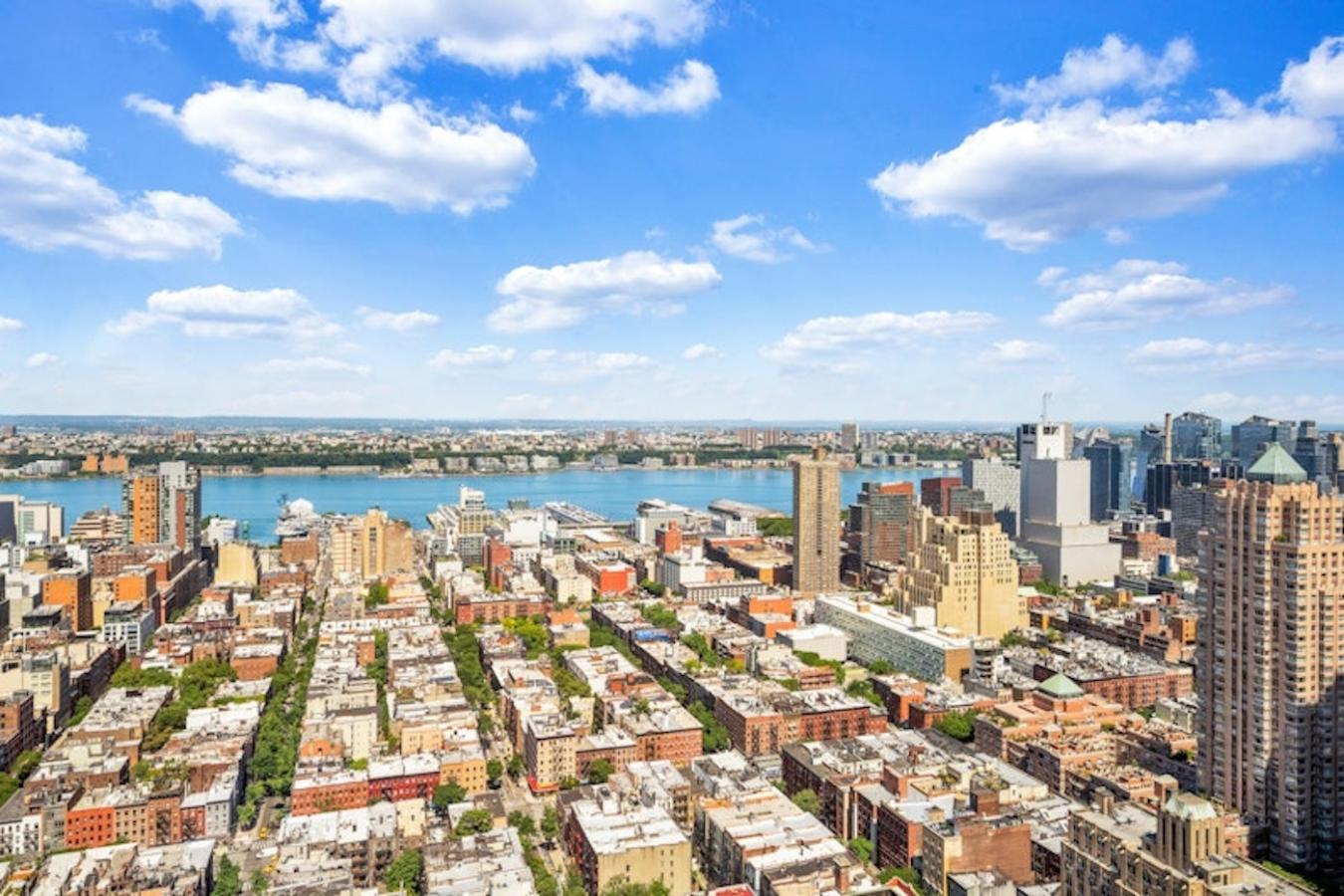 New York, New York, 10036, United States, 2 Bedrooms Bedrooms, ,2 BathroomsBathrooms,Residential,For Sale,1944175