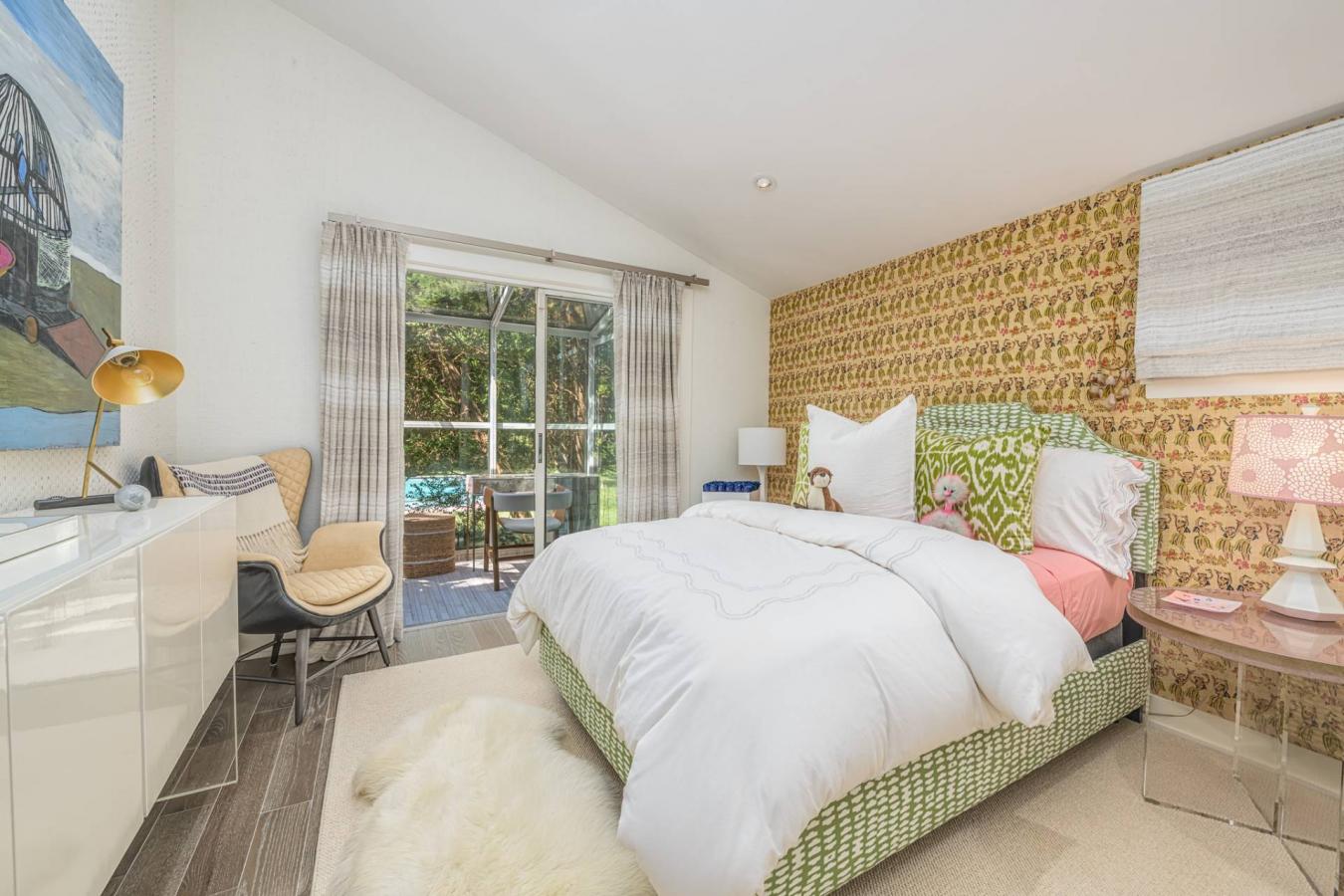 Southampton, New York, 11968, United States, 4 Bedrooms Bedrooms, ,3 BathroomsBathrooms,Residential,For Sale,1944173