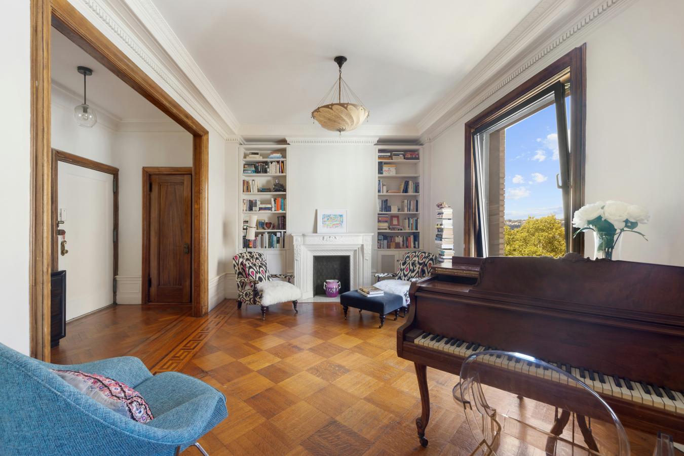 New York, New York, 10025, United States, 3 Bedrooms Bedrooms, ,1 BathroomBathrooms,Residential,For Sale,1944172