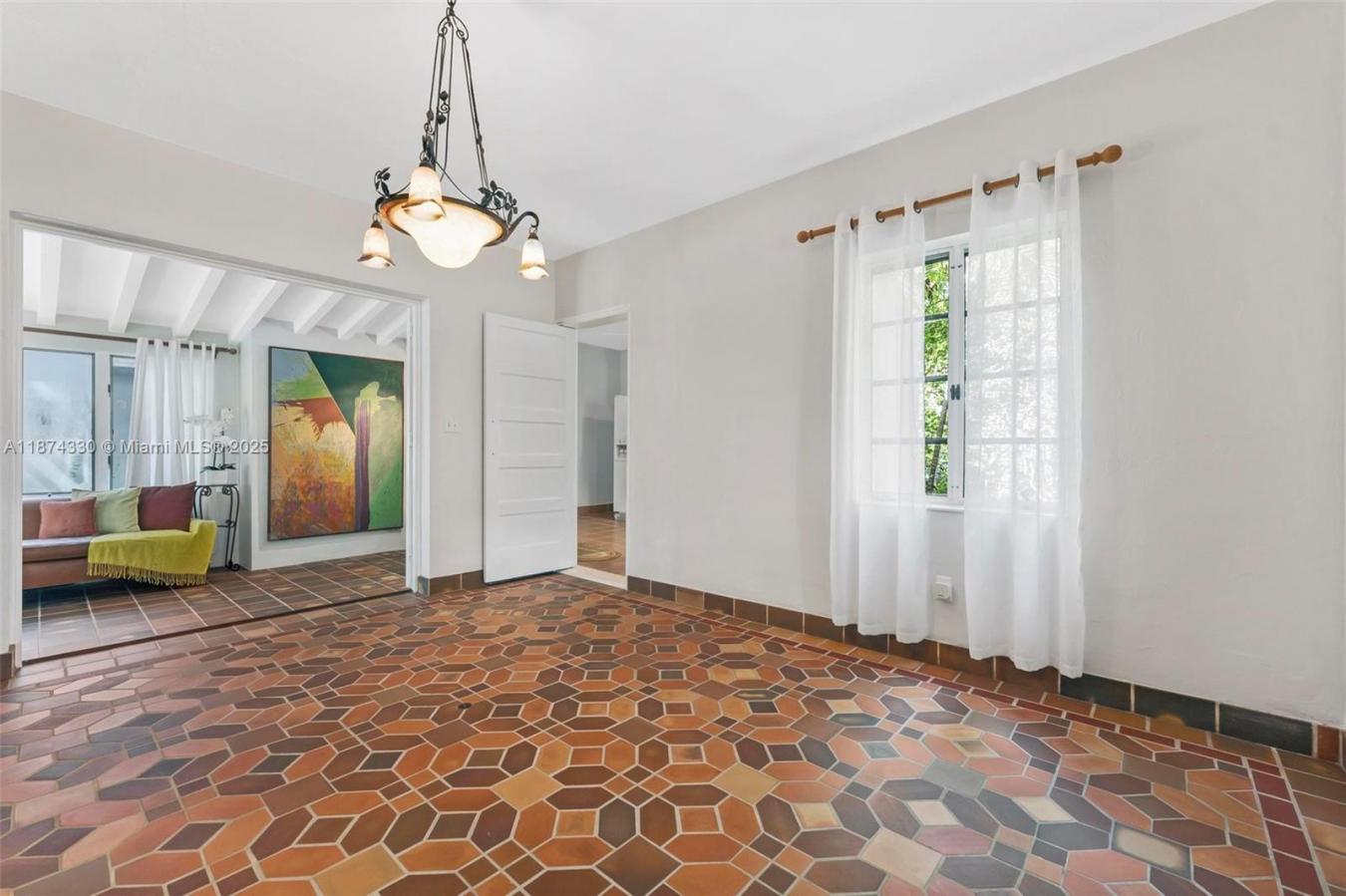 Miami, Florida, 33137, United States, 4 Bedrooms Bedrooms, ,3 BathroomsBathrooms,Residential,For Sale,1944170