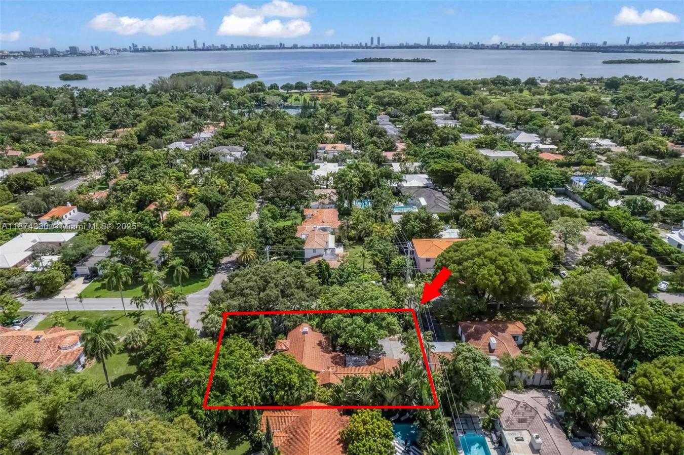 Miami, Florida, 33137, United States, 4 Bedrooms Bedrooms, ,3 BathroomsBathrooms,Residential,For Sale,1944170