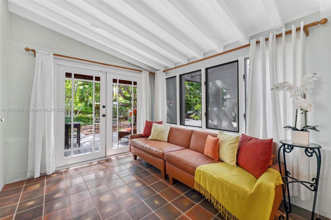 Miami, Florida, 33137, United States, 4 Bedrooms Bedrooms, ,3 BathroomsBathrooms,Residential,For Sale,1944170