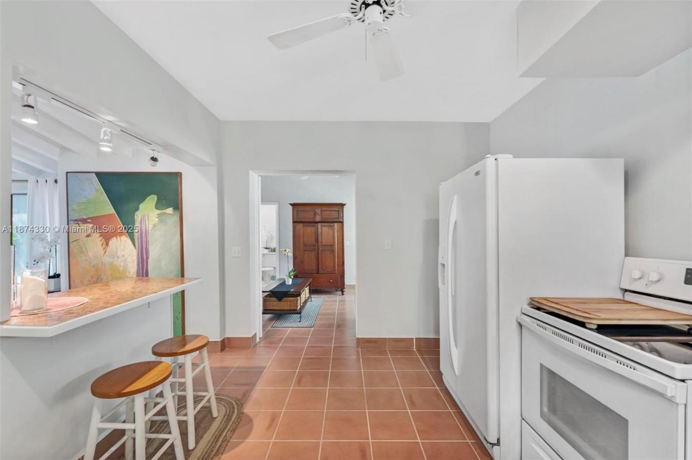 Miami, Florida, 33137, United States, 4 Bedrooms Bedrooms, ,3 BathroomsBathrooms,Residential,For Sale,1944170