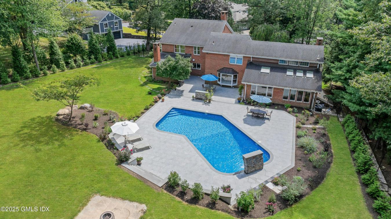 Stamford, Connecticut, 06902, United States, 5 Bedrooms Bedrooms, ,7 BathroomsBathrooms,Residential,For Sale,1944169