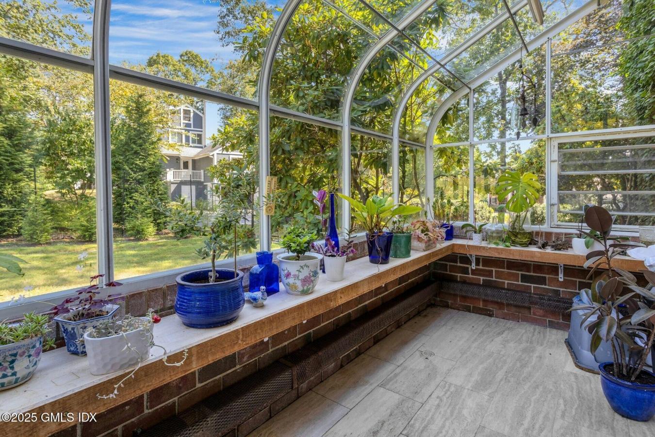 Stamford, Connecticut, 06902, United States, 5 Bedrooms Bedrooms, ,7 BathroomsBathrooms,Residential,For Sale,1944169