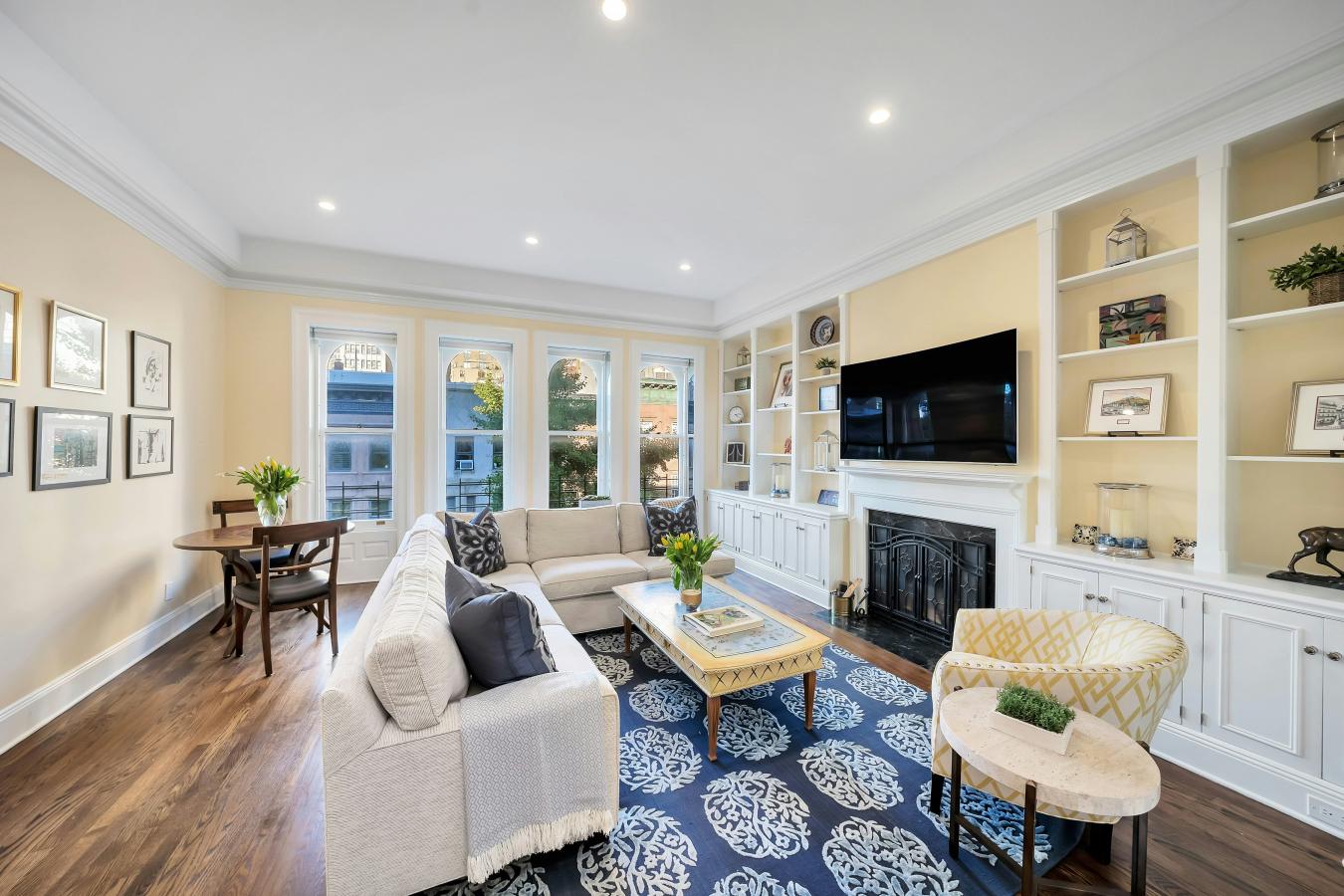 New York, New York, 10023, United States, 1 Bedroom Bedrooms, ,1 BathroomBathrooms,Residential,For Sale,1944165