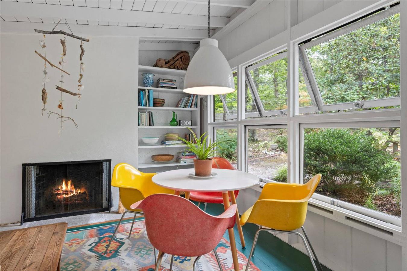 Springs, New York, 11937, United States, 2 Bedrooms Bedrooms, ,1 BathroomBathrooms,Residential,For Sale,1944164