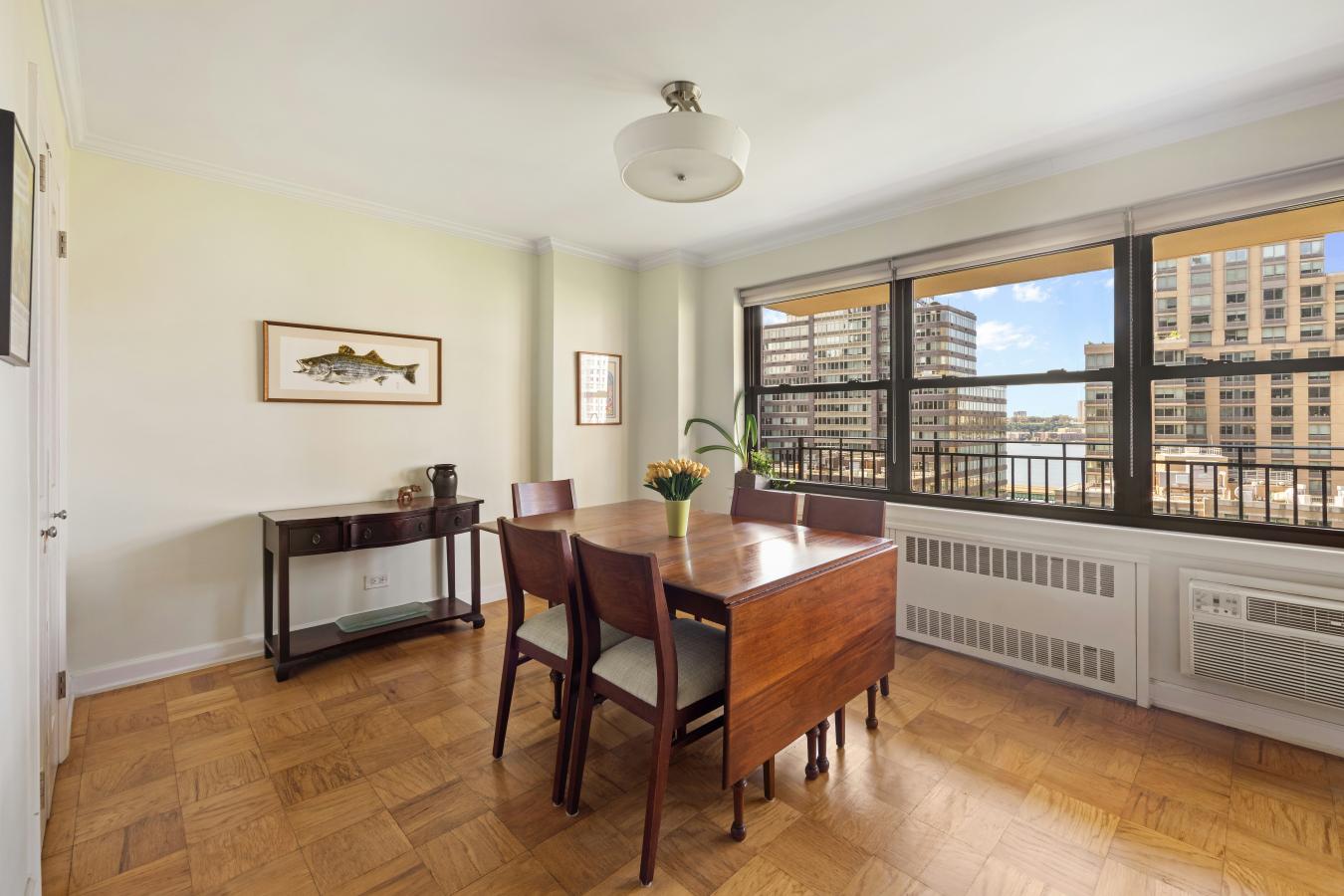New York, New York, 10023, United States, 2 Bedrooms Bedrooms, ,2 BathroomsBathrooms,Residential,For Sale,1944163
