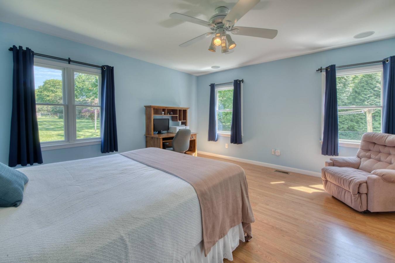 North Haven, New York, 11963, United States, 3 Bedrooms Bedrooms, ,2 BathroomsBathrooms,Residential,For Sale,1944162