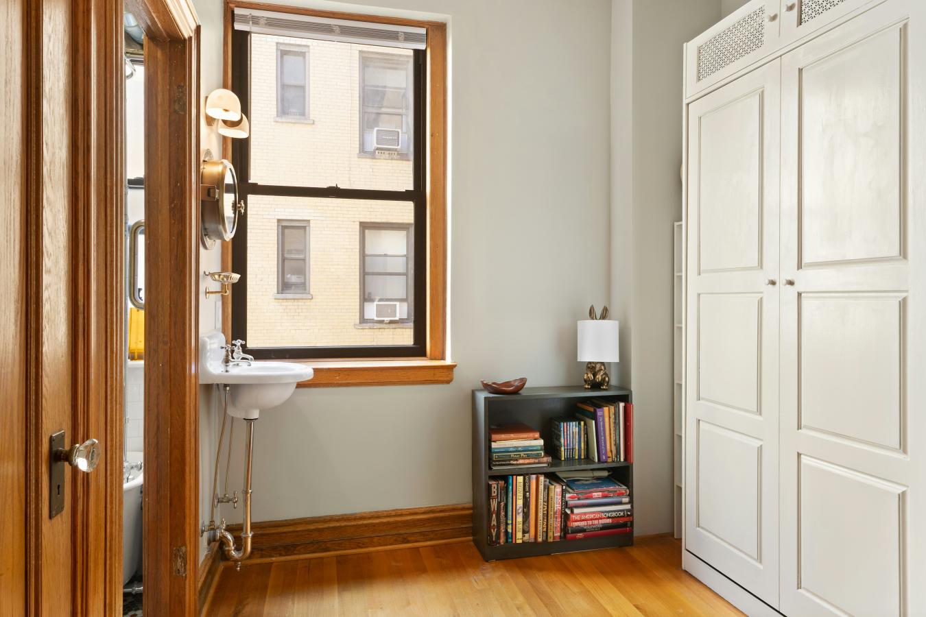 New York, New York, 10025, United States, 3 Bedrooms Bedrooms, ,2 BathroomsBathrooms,Residential,For Sale,1944160