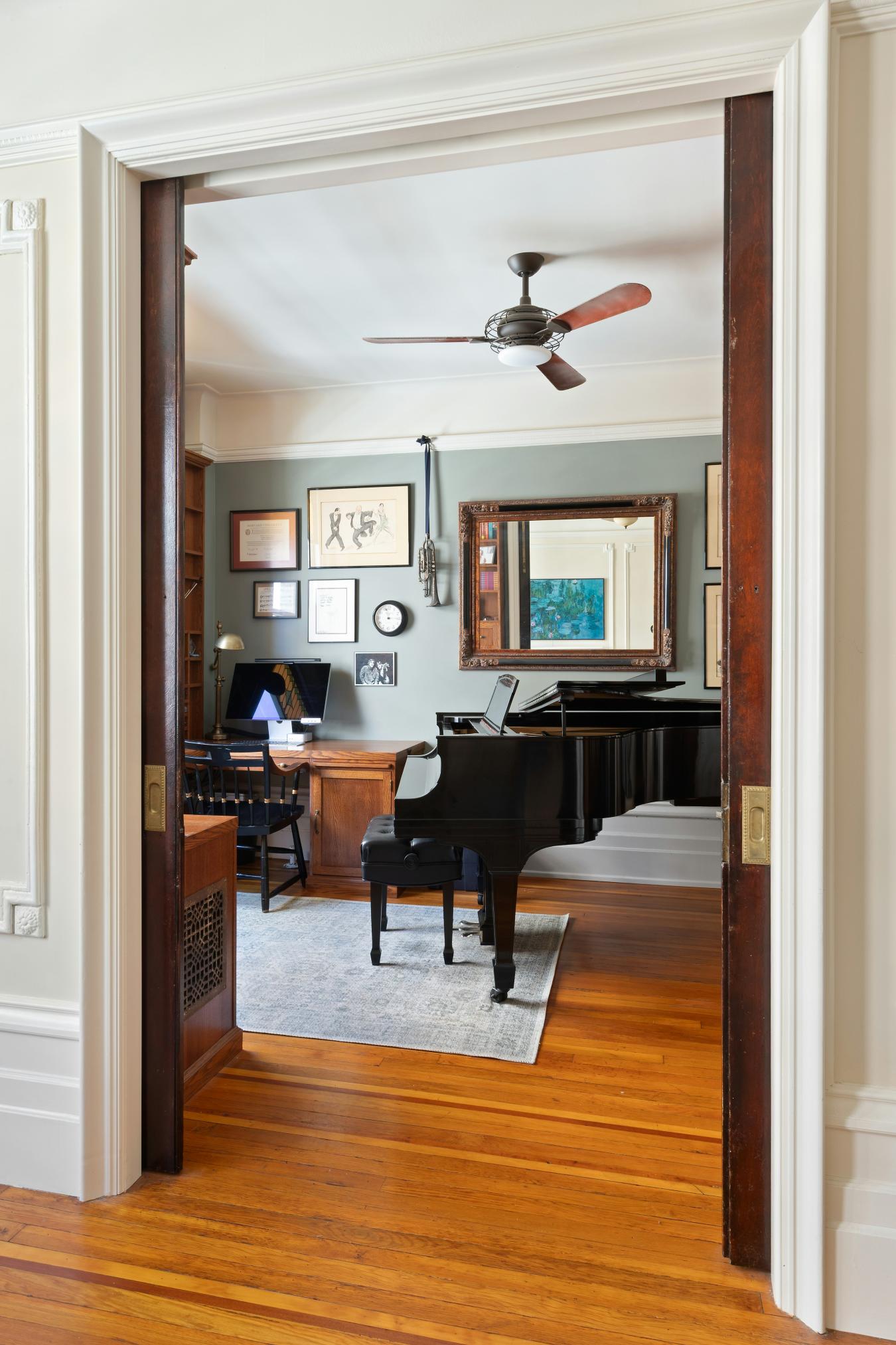 New York, New York, 10025, United States, 3 Bedrooms Bedrooms, ,2 BathroomsBathrooms,Residential,For Sale,1944160
