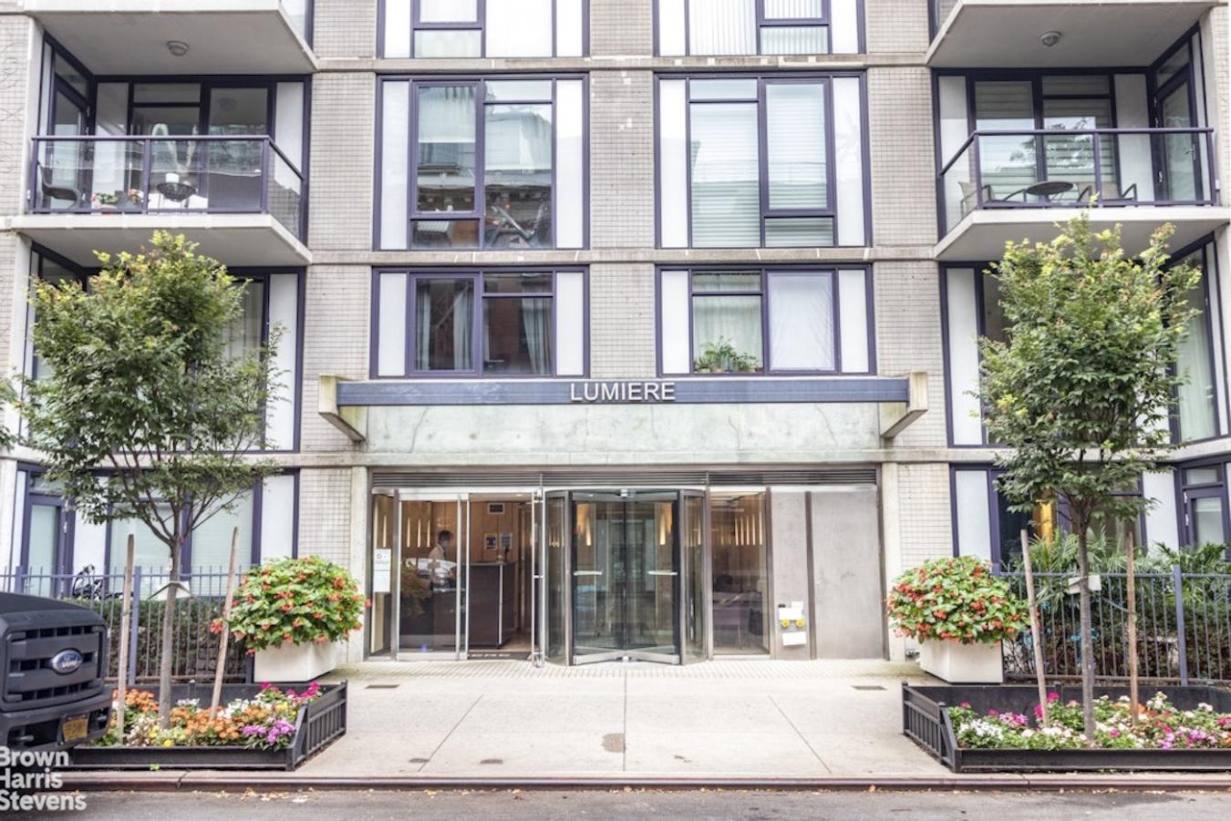 New York, New York, 10019, United States, 2 Bedrooms Bedrooms, ,2 BathroomsBathrooms,Residential,For Sale,1944159