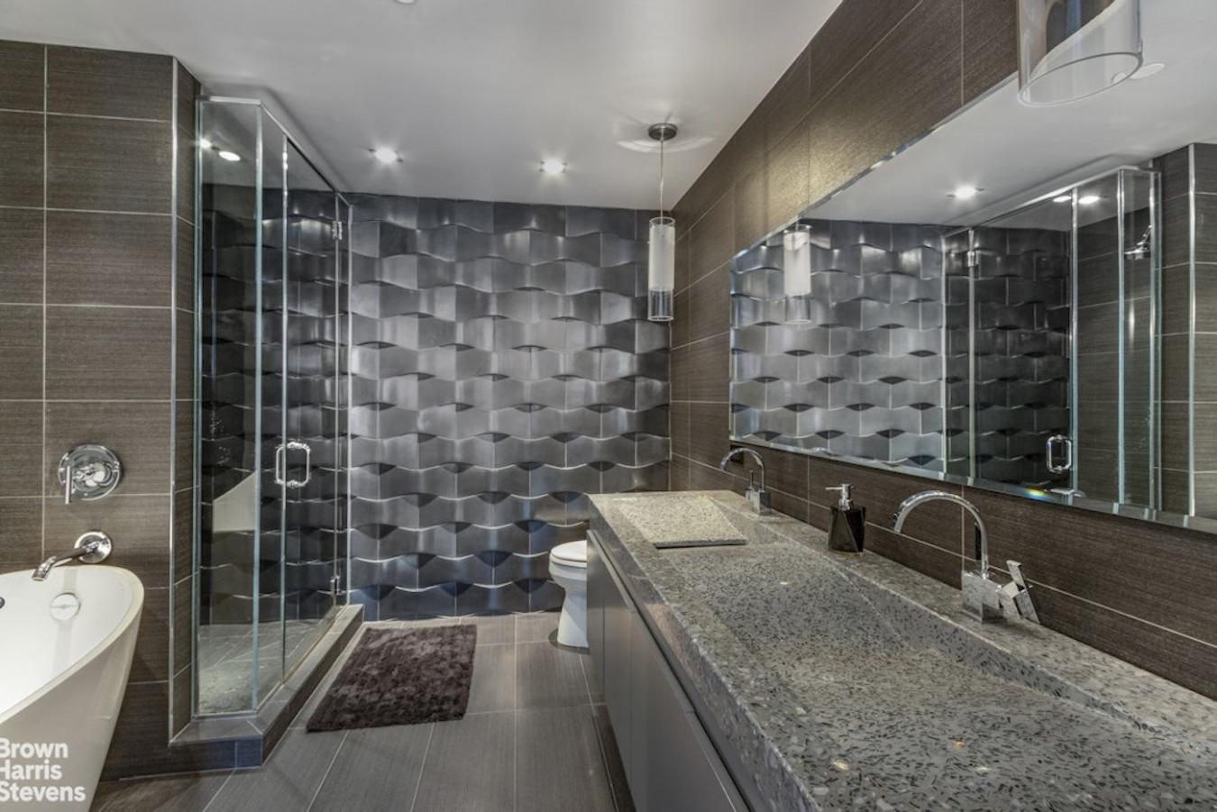 New York, New York, 10019, United States, 2 Bedrooms Bedrooms, ,2 BathroomsBathrooms,Residential,For Sale,1944159