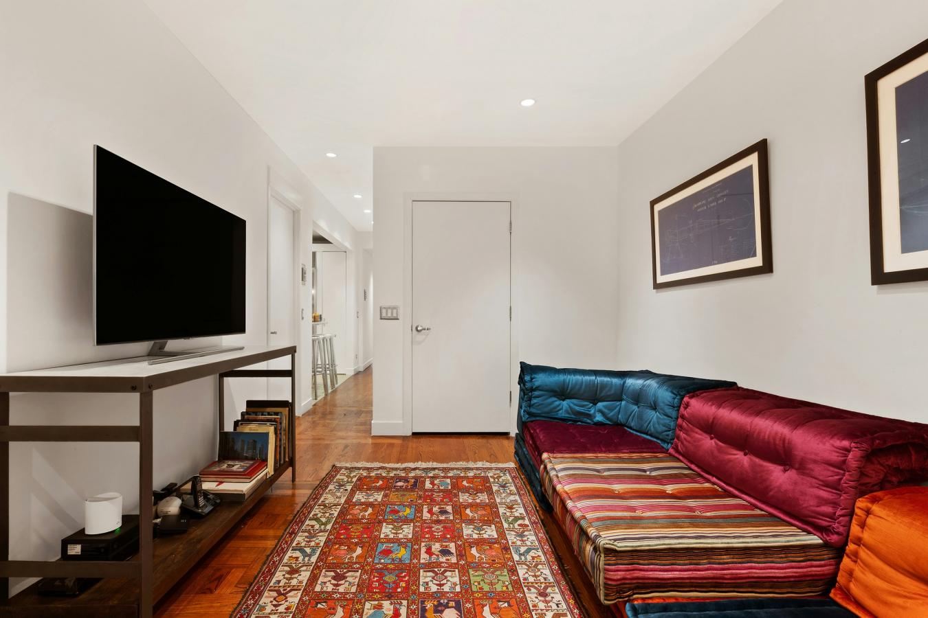 Kips Bay, New York, 10016, United States, 3 Bedrooms Bedrooms, ,2 BathroomsBathrooms,Residential,For Sale,1944152
