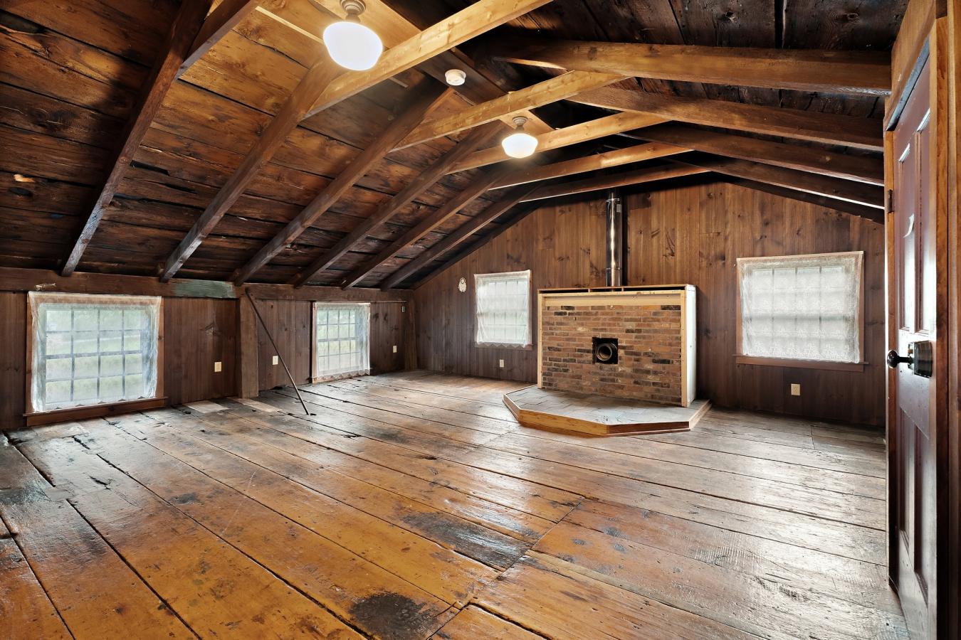 Clinton, New York, 13323, United States, 5 Bedrooms Bedrooms, ,4 BathroomsBathrooms,Residential,For Sale,1945171