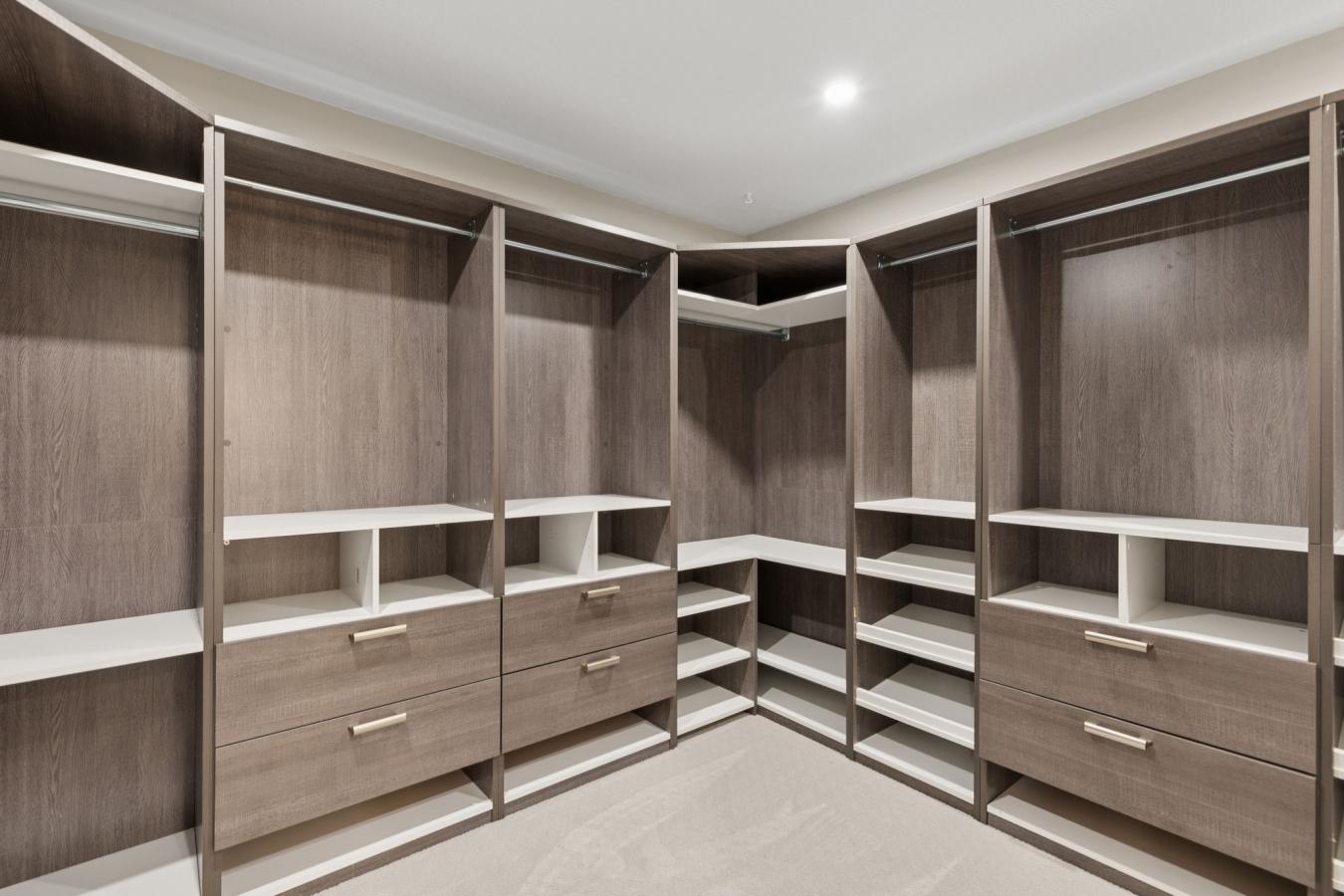 Dallas, Dallas, 75229, United States, ,Residential,For Sale,1945168