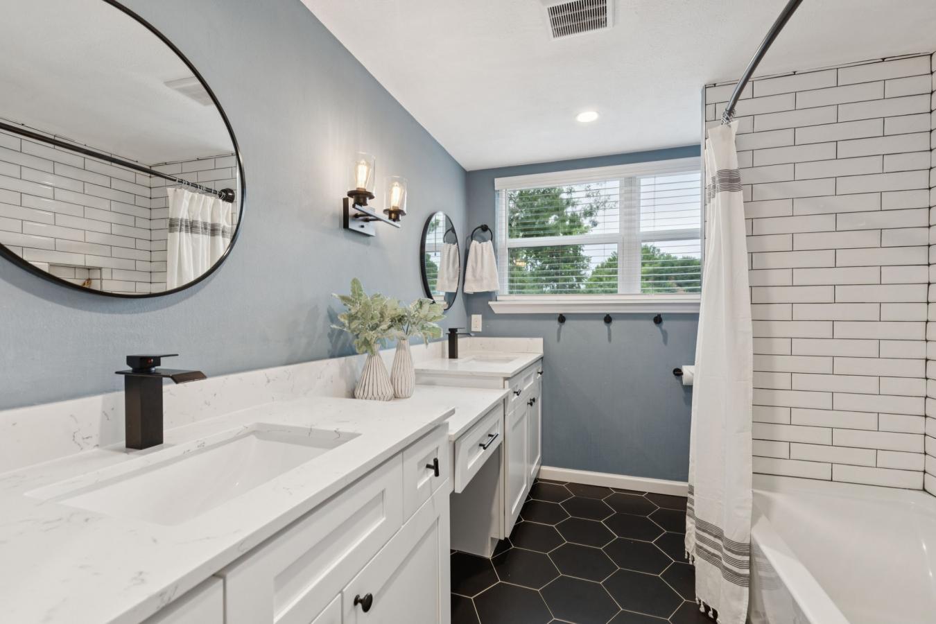 Dallas, Dallas, 75229, United States, ,Residential,For Sale,1945168