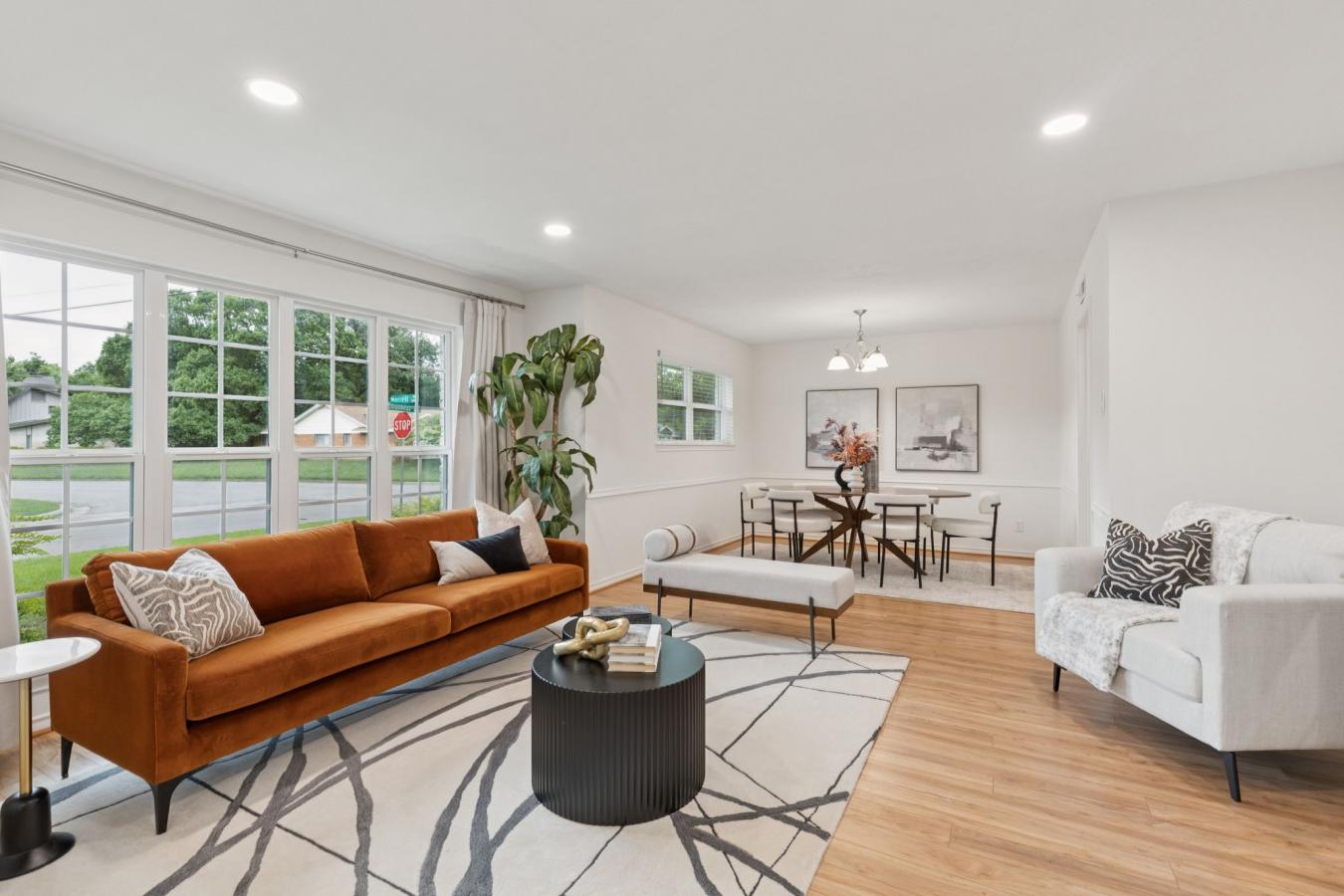 Dallas, Dallas, 75229, United States, ,Residential,For Sale,1945168