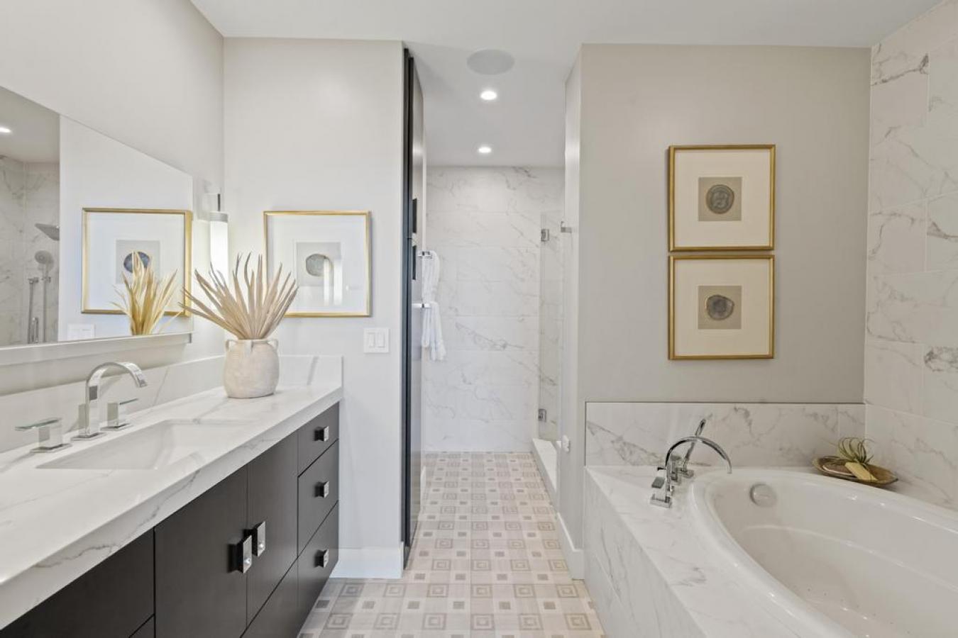 San Diego, California, 92103, United States, 3 Bedrooms Bedrooms, ,2 BathroomsBathrooms,Residential,For Sale,1995524