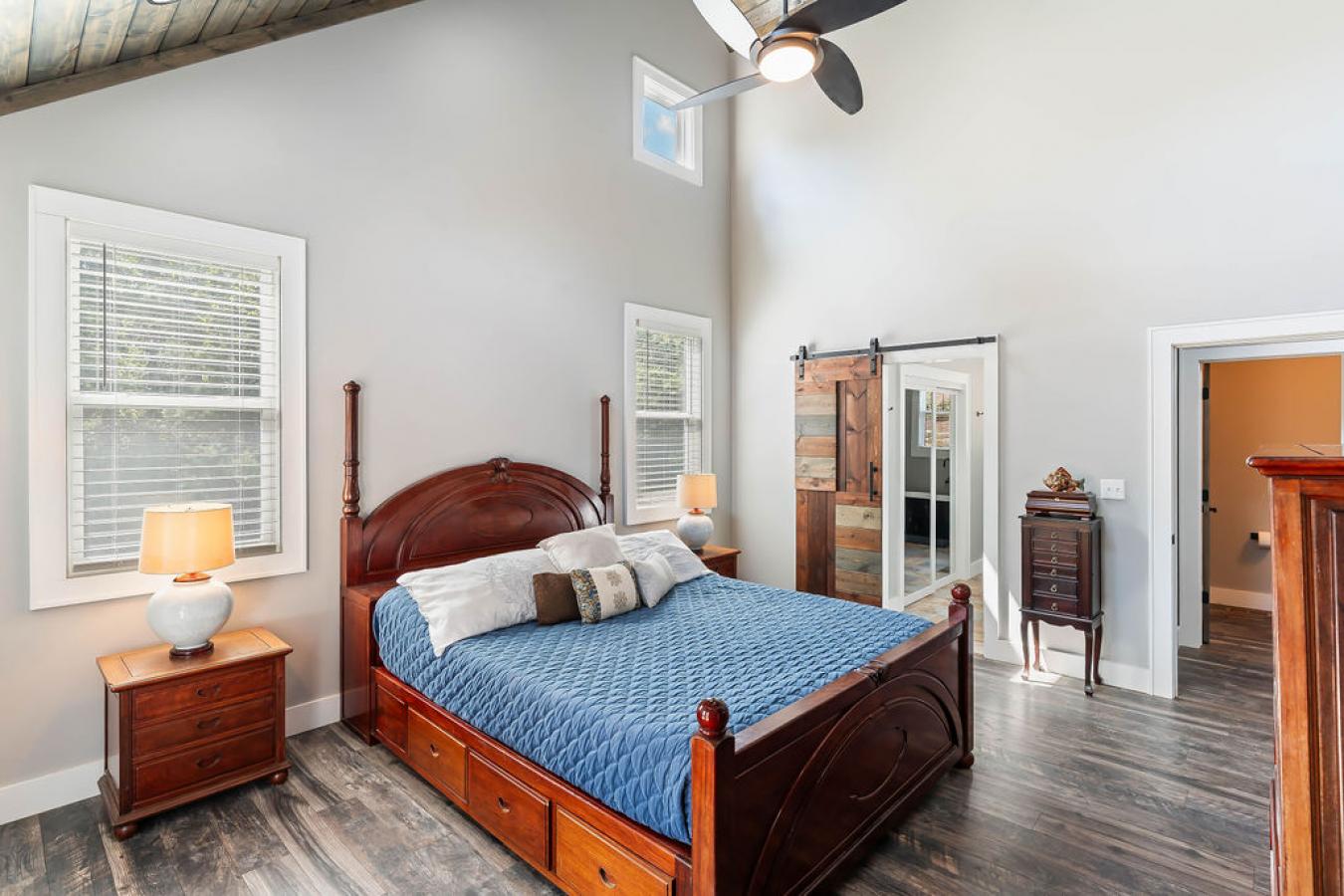 Hendersonville, Henderson, 28792, United States, 3 Bedrooms Bedrooms, ,2 BathroomsBathrooms,Residential,For Sale,1945170