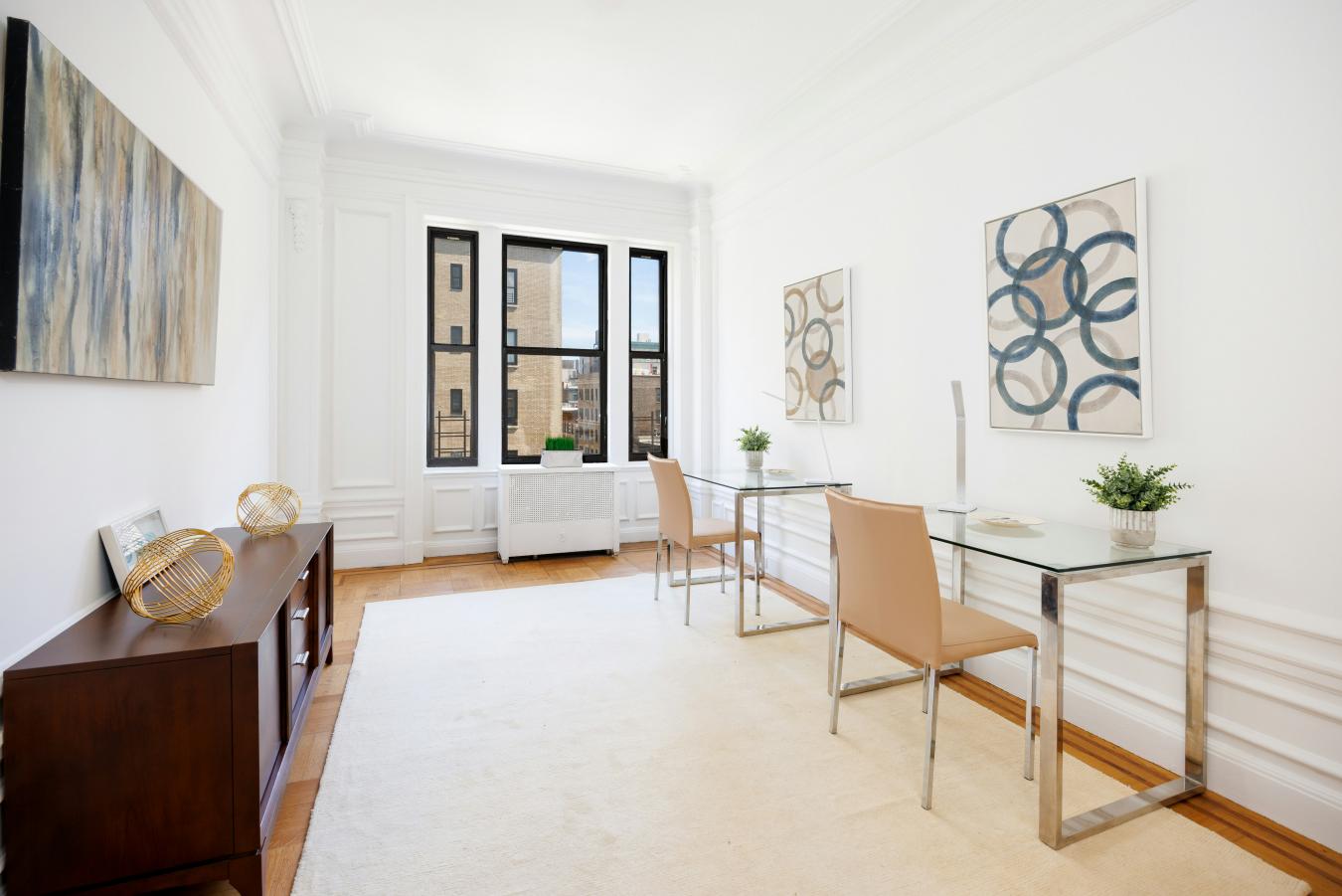 New York, New York, 10025, United States, 4 Bedrooms Bedrooms, ,2 BathroomsBathrooms,Residential,For Sale,1944433