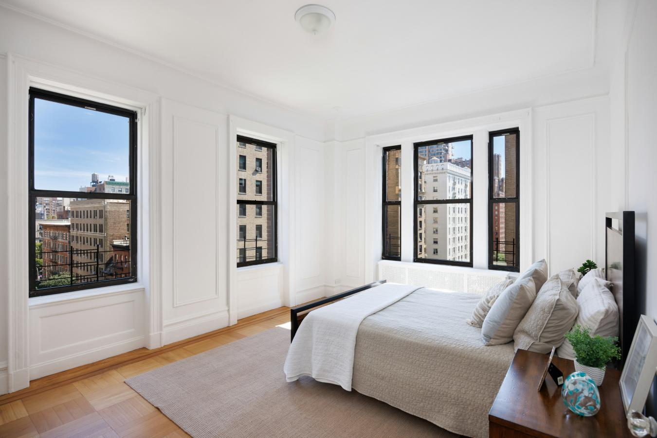 New York, New York, 10025, United States, 4 Bedrooms Bedrooms, ,2 BathroomsBathrooms,Residential,For Sale,1944433