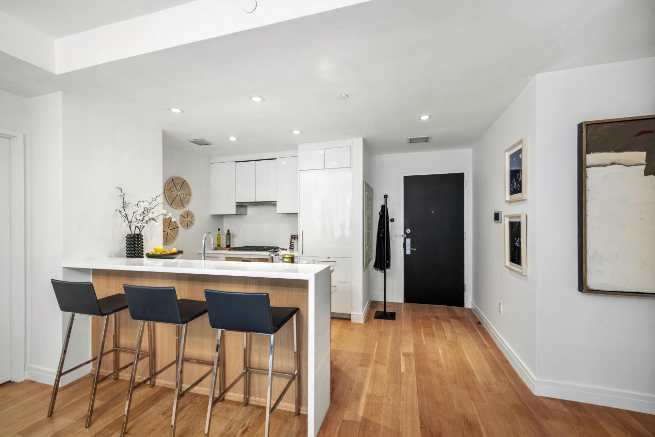 Gramercy Park, New York, 10003, United States, 2 Bedrooms Bedrooms, ,2 BathroomsBathrooms,Residential,For Sale,1944431