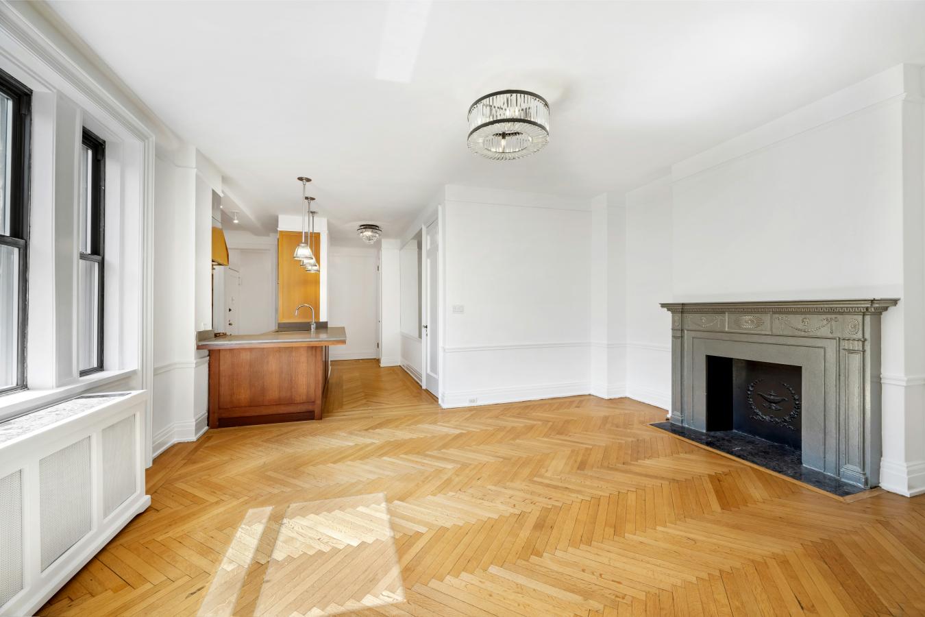 New York, New York, 10025, United States, 3 Bedrooms Bedrooms, ,2 BathroomsBathrooms,Residential,For Sale,1944426