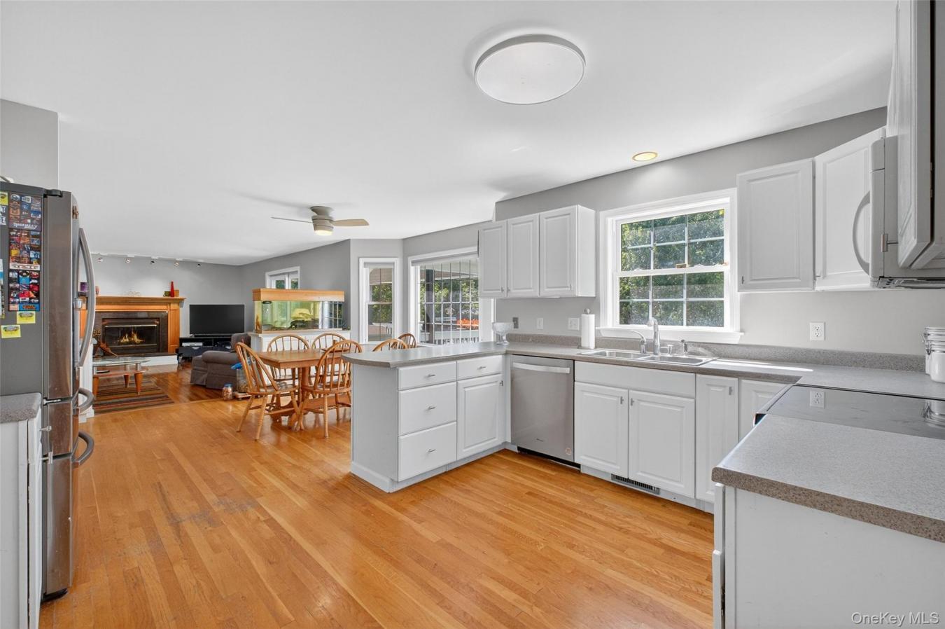 LaGrange, Dutchess County, 12540, United States, ,Residential,For Sale,1945166