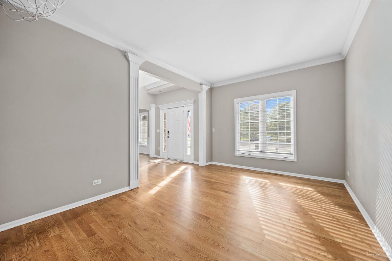 Yorkville, Kendall, 60560, United States, 5 Bedrooms Bedrooms, ,4 BathroomsBathrooms,Residential,For Sale,1945160