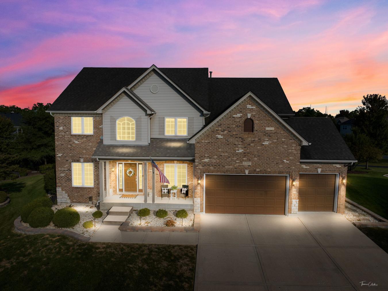 Yorkville, Kendall, 60560, United States, 5 Bedrooms Bedrooms, ,4 BathroomsBathrooms,Residential,For Sale,1945160