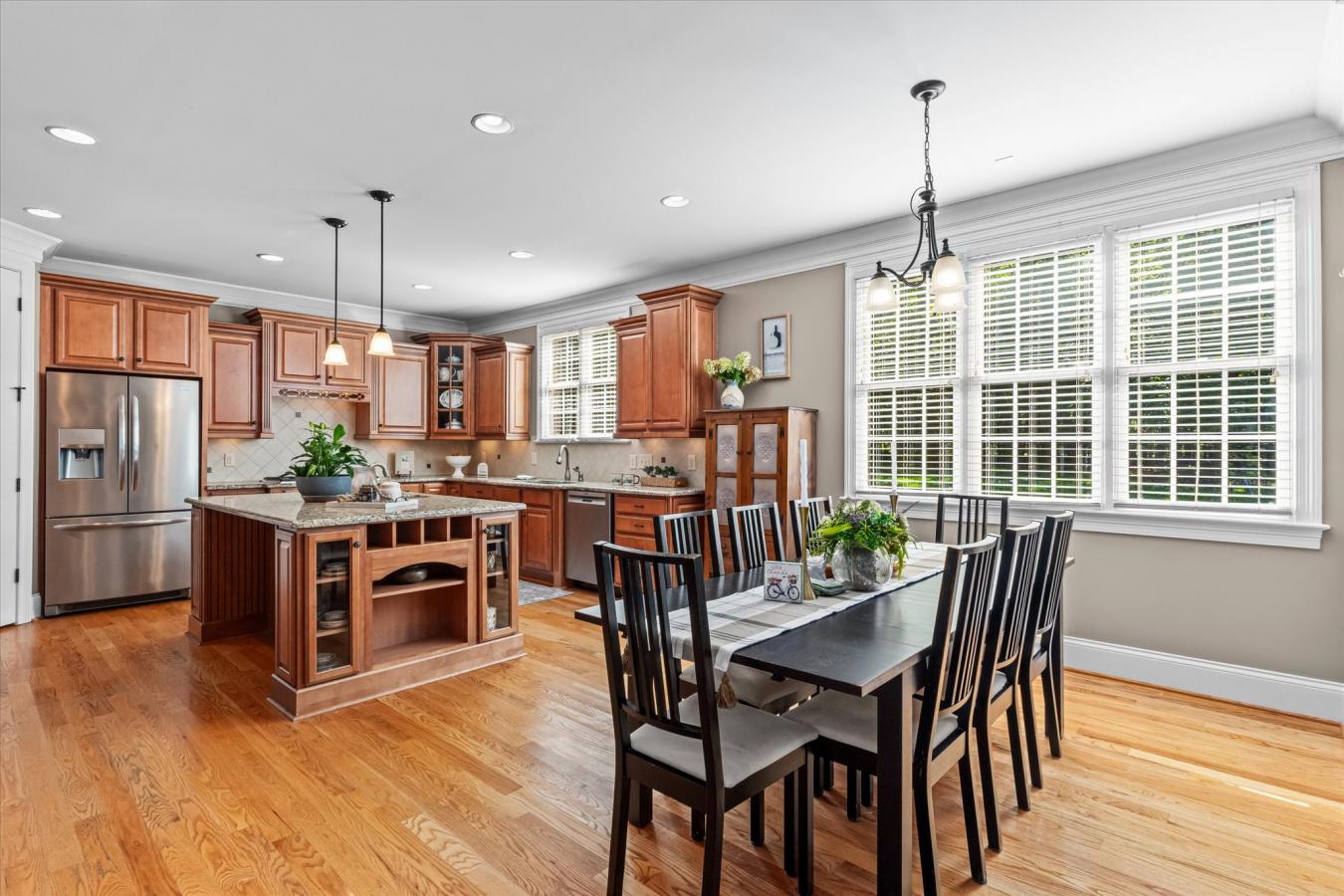 Mooresville, Iredell, 28117, United States, 5 Bedrooms Bedrooms, ,4 BathroomsBathrooms,Residential,For Sale,1945161