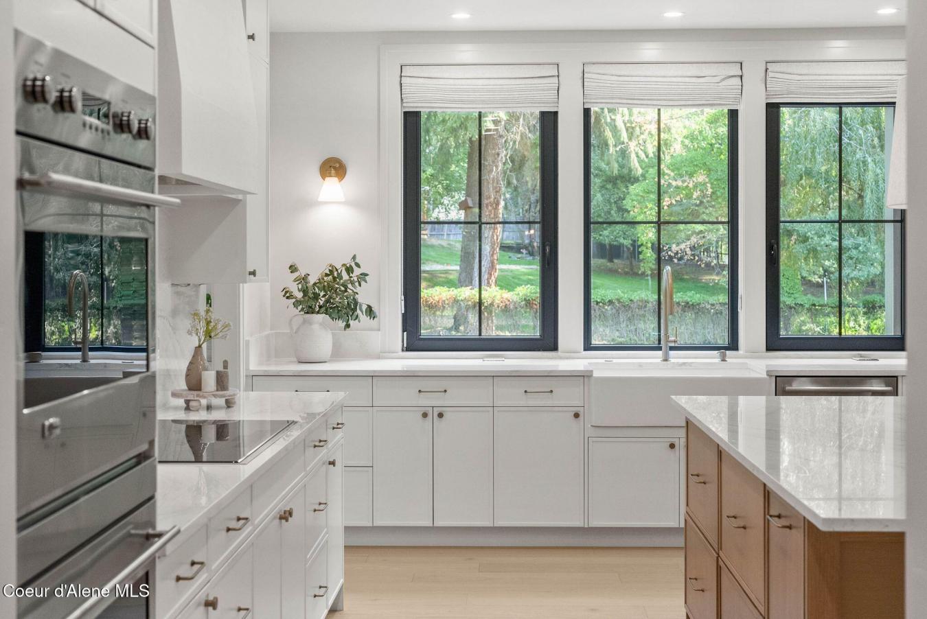 Coeur d'Alene, Kootenai, 83814, United States, ,Residential,For Sale,1945155