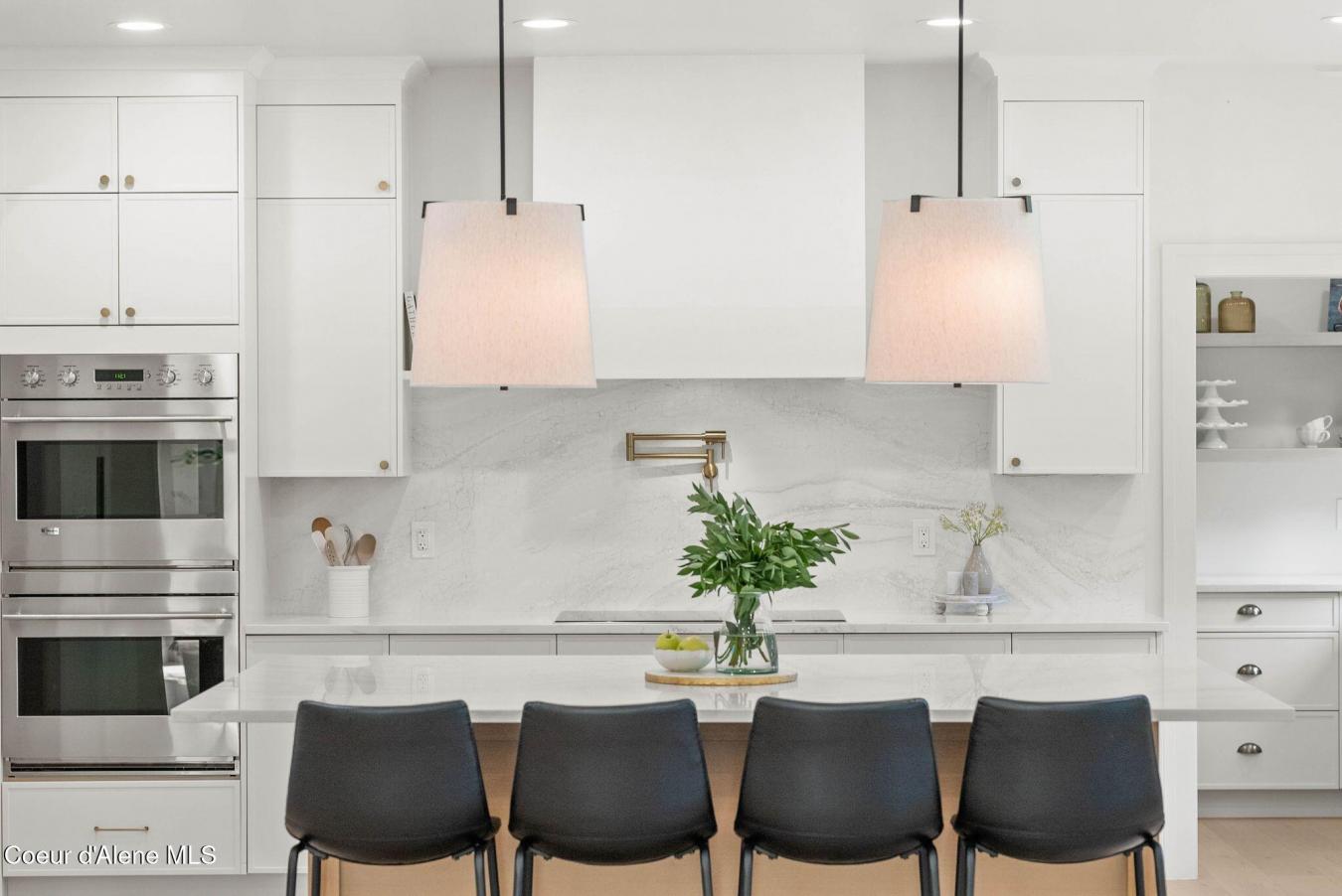 Coeur d'Alene, Kootenai, 83814, United States, ,Residential,For Sale,1945155