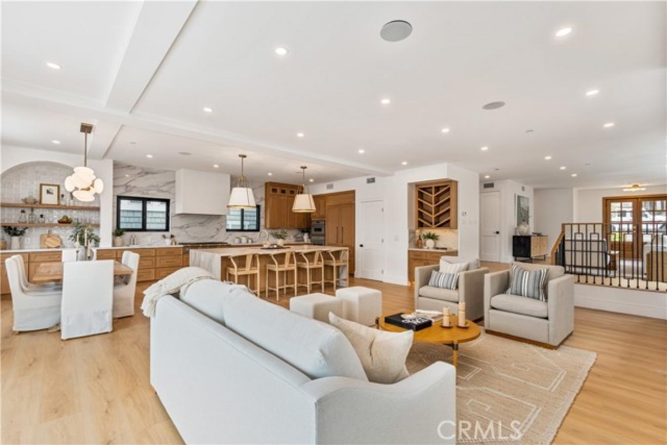 Manhattan Beach, Los Angeles, 90266, United States, 5 Bedrooms Bedrooms, ,5 BathroomsBathrooms,Residential,For Sale,1945148