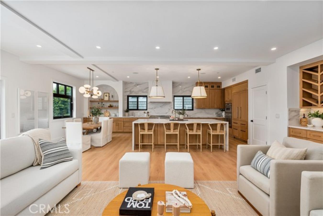 Manhattan Beach, Los Angeles, 90266, United States, 5 Bedrooms Bedrooms, ,5 BathroomsBathrooms,Residential,For Sale,1945148