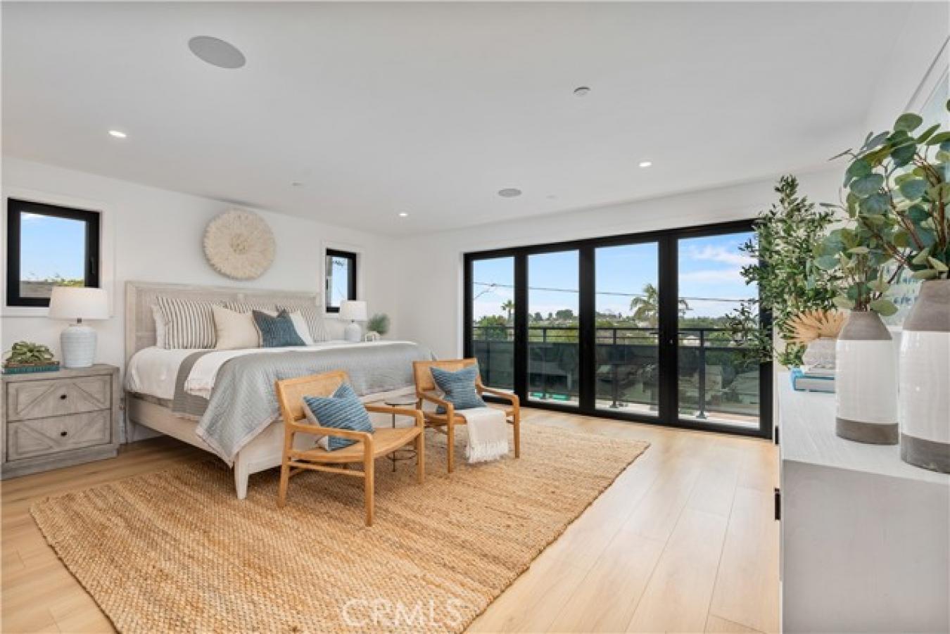 Manhattan Beach, Los Angeles, 90266, United States, 5 Bedrooms Bedrooms, ,5 BathroomsBathrooms,Residential,For Sale,1945148