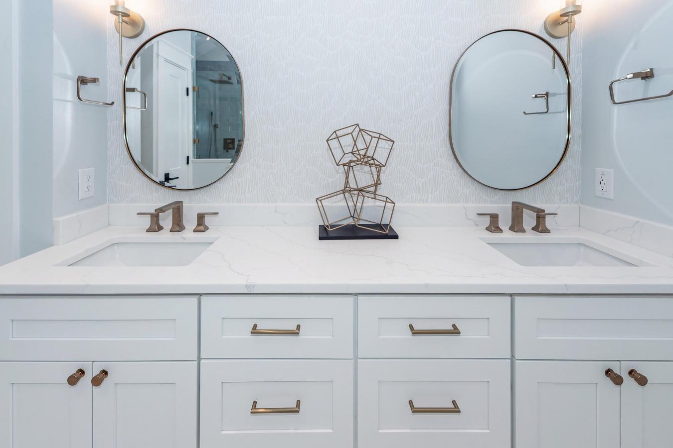 Isle of Palms, Charleston, 29451, United States, 5 Bedrooms Bedrooms, ,3 BathroomsBathrooms,Residential,For Sale,1945144