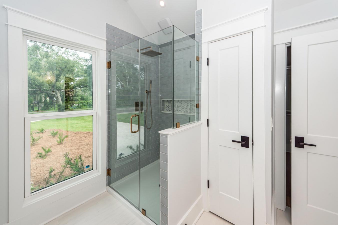 Isle of Palms, Charleston, 29451, United States, 5 Bedrooms Bedrooms, ,3 BathroomsBathrooms,Residential,For Sale,1945144