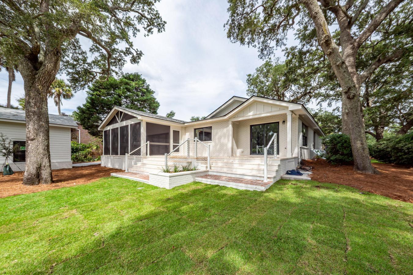 Isle of Palms, Charleston, 29451, United States, 5 Bedrooms Bedrooms, ,3 BathroomsBathrooms,Residential,For Sale,1945144