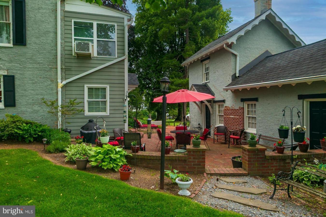 Charles Town, West Virginia, 25414, United States, 6 Bedrooms Bedrooms, ,7 BathroomsBathrooms,Residential,For Sale,1945140