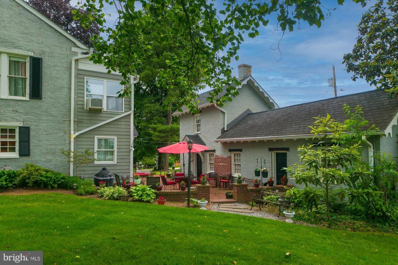 Charles Town, West Virginia, 25414, United States, 6 Bedrooms Bedrooms, ,7 BathroomsBathrooms,Residential,For Sale,1945140