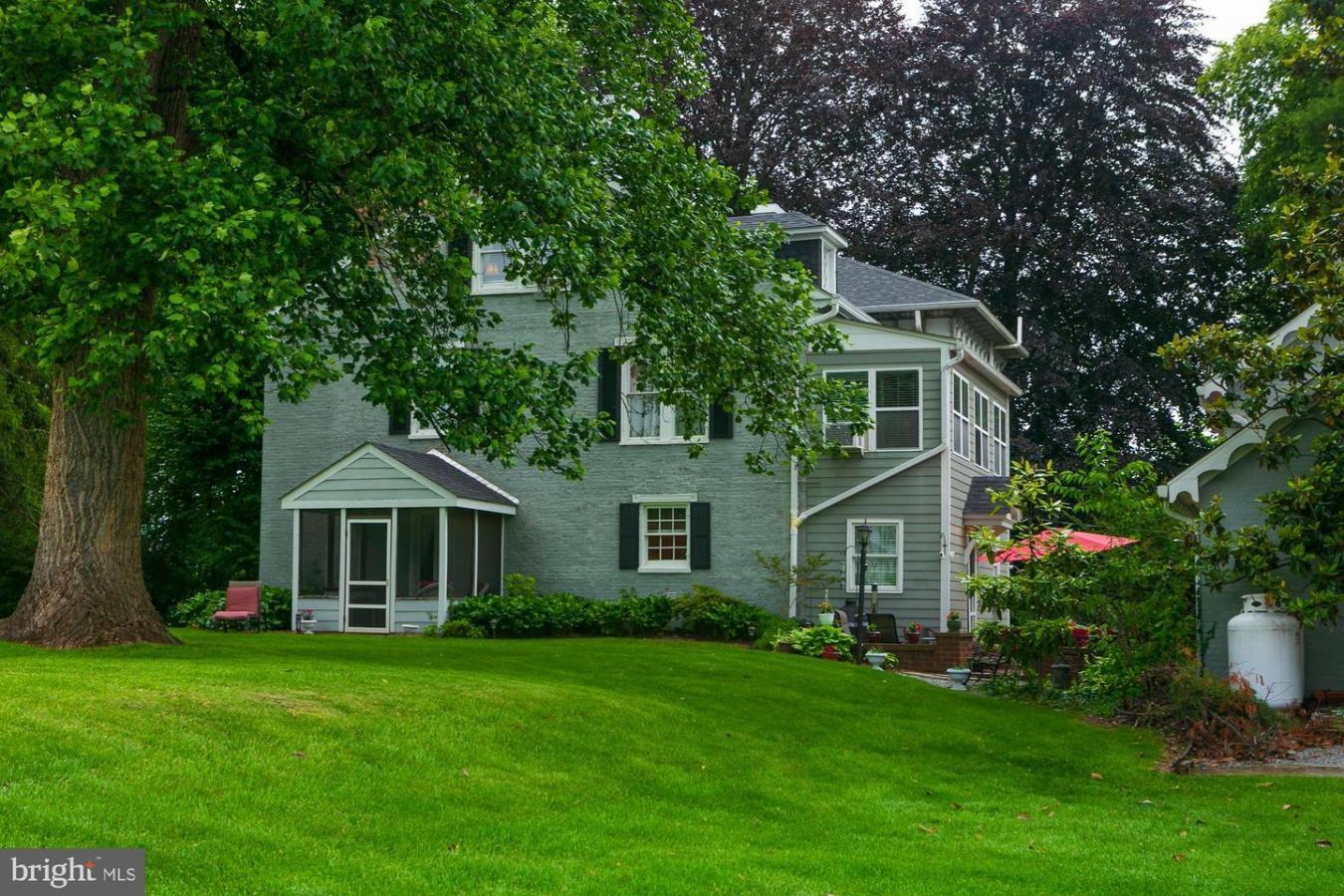 Charles Town, West Virginia, 25414, United States, 6 Bedrooms Bedrooms, ,7 BathroomsBathrooms,Residential,For Sale,1945140