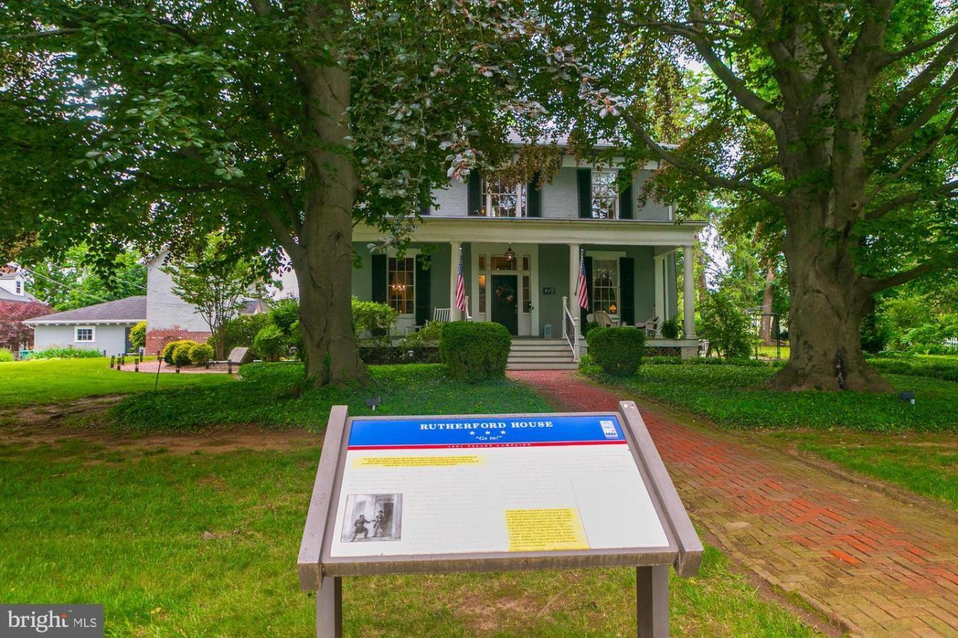 Charles Town, West Virginia, 25414, United States, 6 Bedrooms Bedrooms, ,7 BathroomsBathrooms,Residential,For Sale,1945140