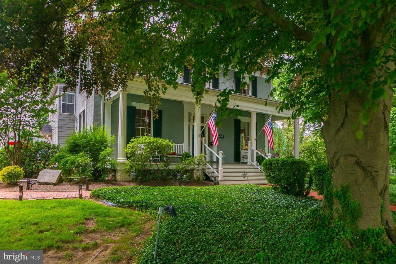 Charles Town, West Virginia, 25414, United States, 6 Bedrooms Bedrooms, ,7 BathroomsBathrooms,Residential,For Sale,1945140