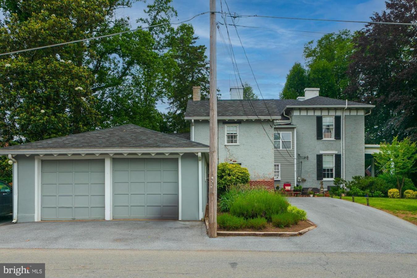 Charles Town, West Virginia, 25414, United States, 6 Bedrooms Bedrooms, ,7 BathroomsBathrooms,Residential,For Sale,1945140