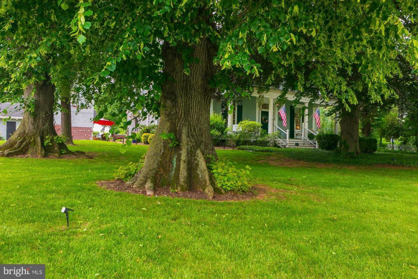 Charles Town, West Virginia, 25414, United States, 6 Bedrooms Bedrooms, ,7 BathroomsBathrooms,Residential,For Sale,1945140