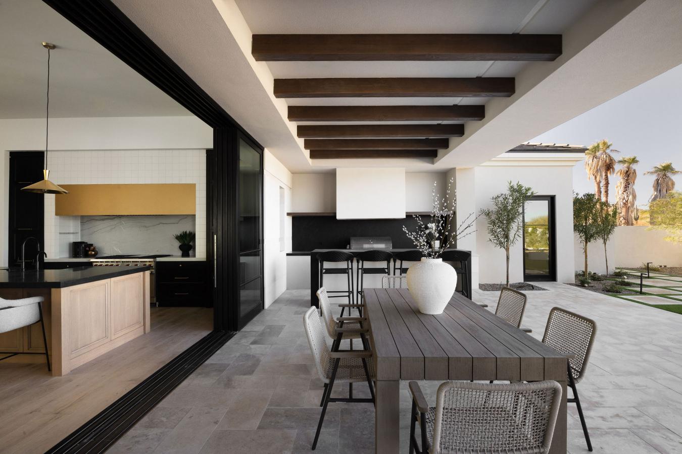 Paradise Valley, Arizona, 85253, United States, 5 Bedrooms Bedrooms, ,4 BathroomsBathrooms,Residential,For Sale,1945137