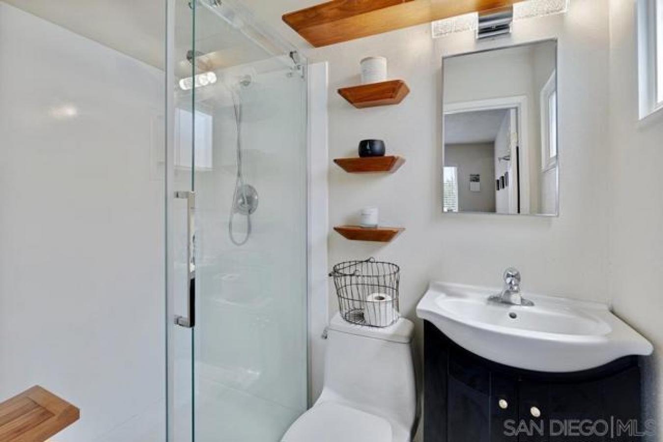 San Diego, San Diego, 92123, United States, 4 Bedrooms Bedrooms, ,2 BathroomsBathrooms,Residential,For Sale,1945136