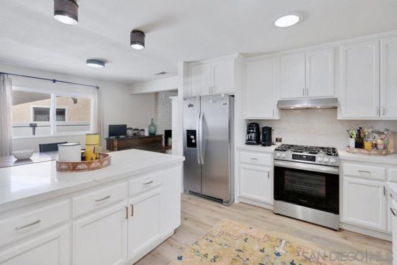 San Diego, San Diego, 92123, United States, 4 Bedrooms Bedrooms, ,2 BathroomsBathrooms,Residential,For Sale,1945136